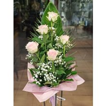 Klasszikus 5 szálas rózsaszín rózsacsokor